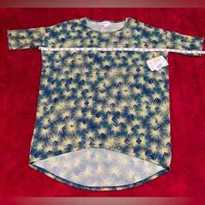 OVERSIZED SEE PICS CLOSET CLEAR OUT ON ALL LULAROE MAKE AN OFFER BUNDLE NWT XS!